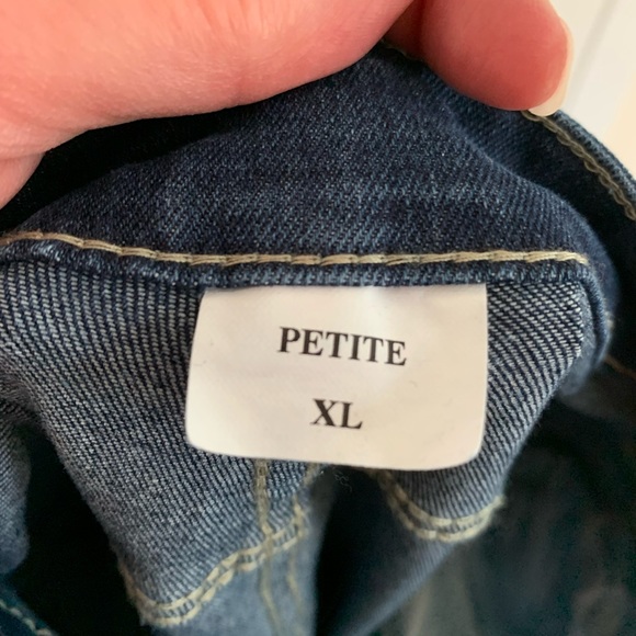 Jeans. - Picture 3 of 4